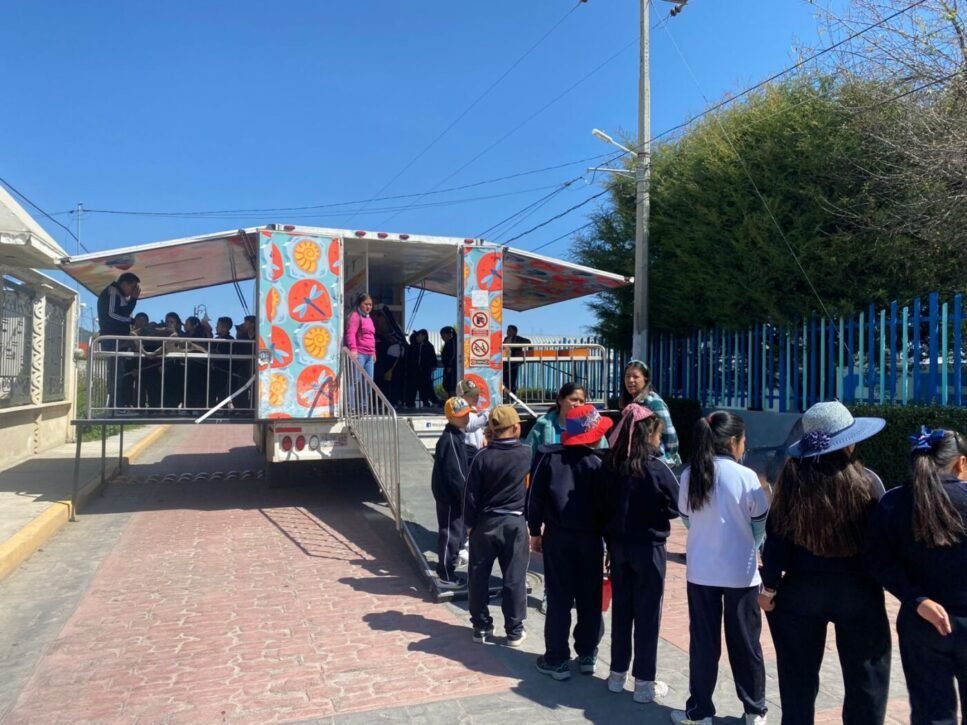 Visita al Centro Educativo Campesino, San Miguel Tecuitlapa, Aljojuca y al Centro Escolar Presidente Guadalupe Victoria, Chignahuapan.